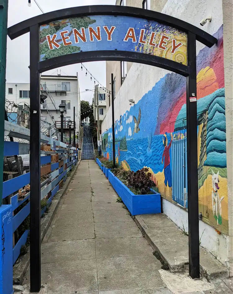 Arch leading into to Kenny Alley Arch leading into to Kenny Alley