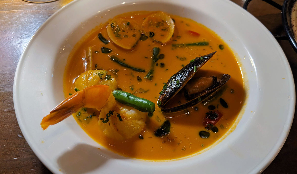 Blue Mermaid Cioppino in Fisherman's Wharf