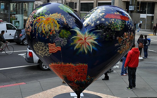 Art Hearts at Union Square San Francisco - Traveling with Sweeney