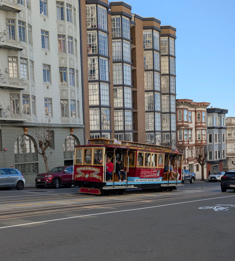 Powell-Mason cable car route near North Beach