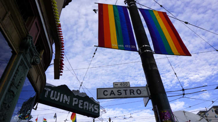 Twin Peaks bar in the Castro District