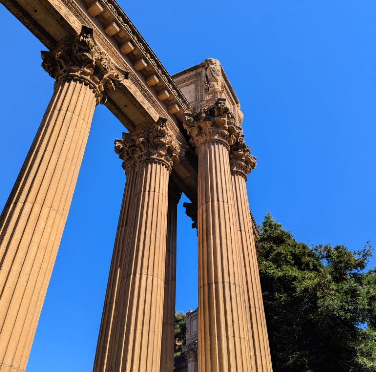 Columns Palace of Fine Arts