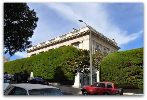 Danielle Steels House in SF's Pacific Heights district
