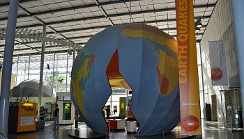 Earthquake Exhibit at the California Academy of Sciences Earthquake Exhibit at the California Academy of Sciences