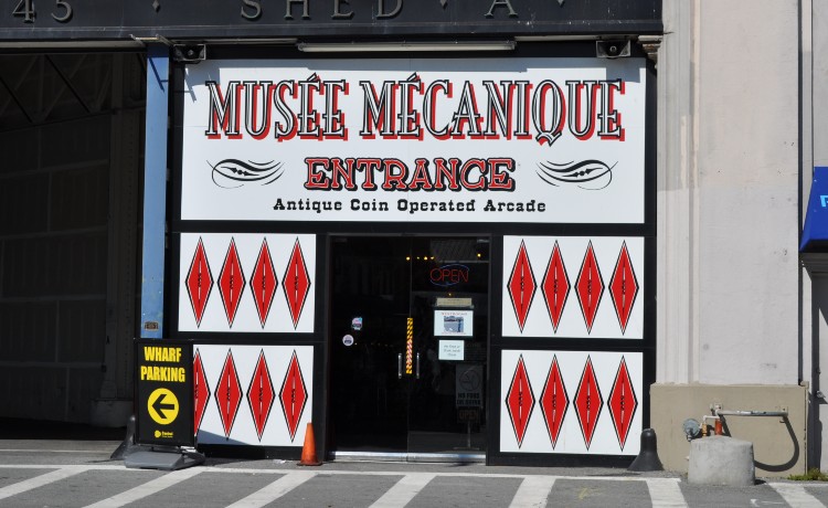 Entrance to the Musee Mechanique
