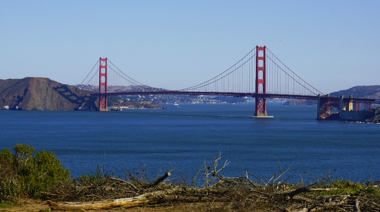 View of the Golden Gate Bridge from the Lands End Trail