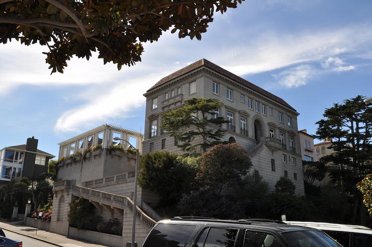 One of the large mansions on Billionaire's Row in SF's Pacific Heights neighborhood