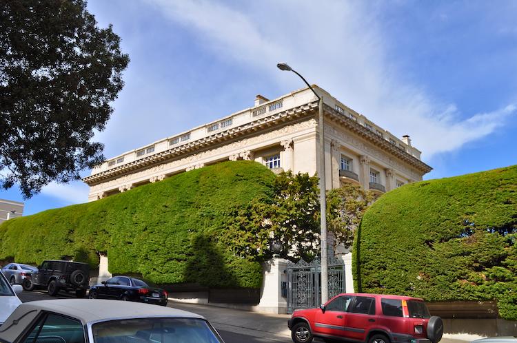 Danielle Steels House in SF's Pacific Heights district