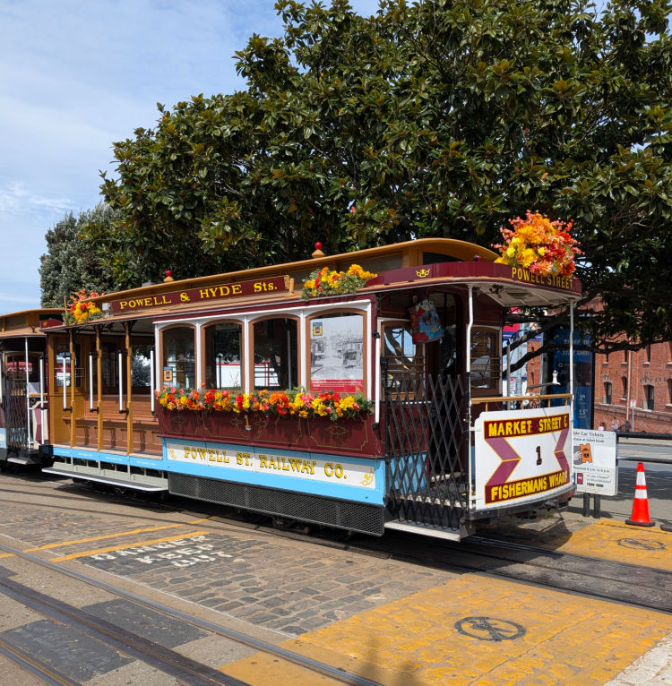 Spring decor cable car Spring decor cable car