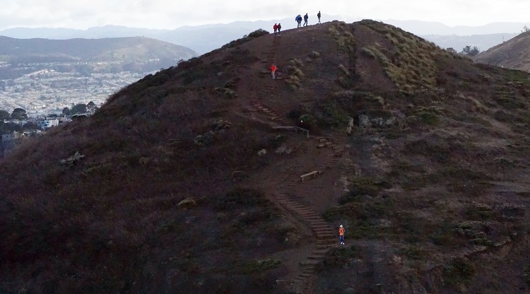 Climbing to the summit of Twin Peaks