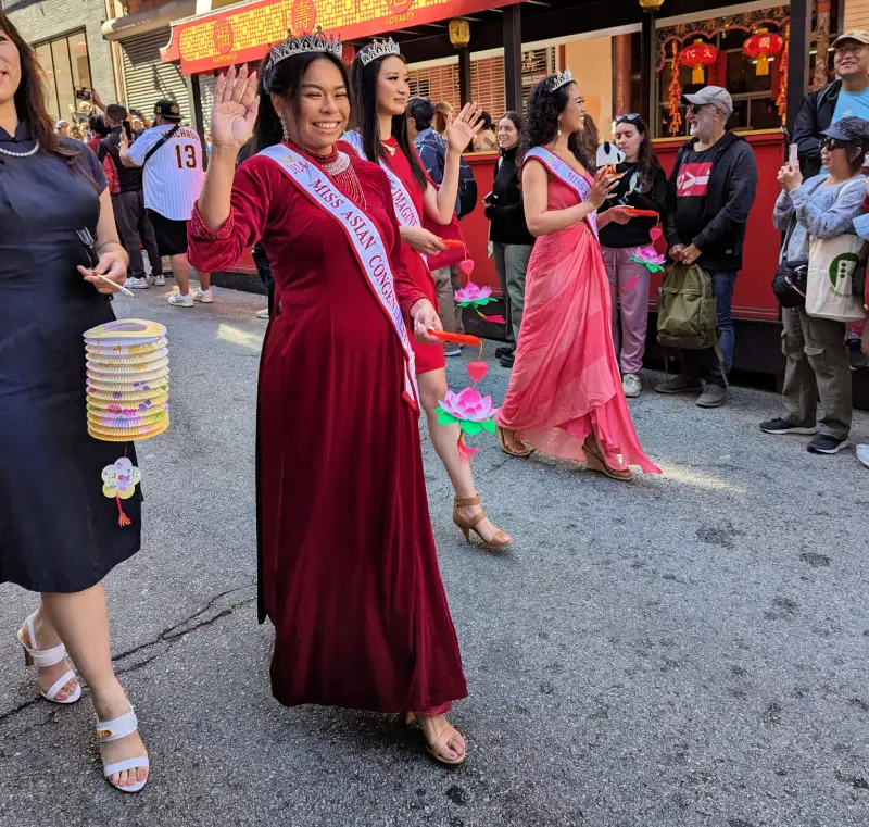 Chinatown Royalty for the Autumn Moon Festival
